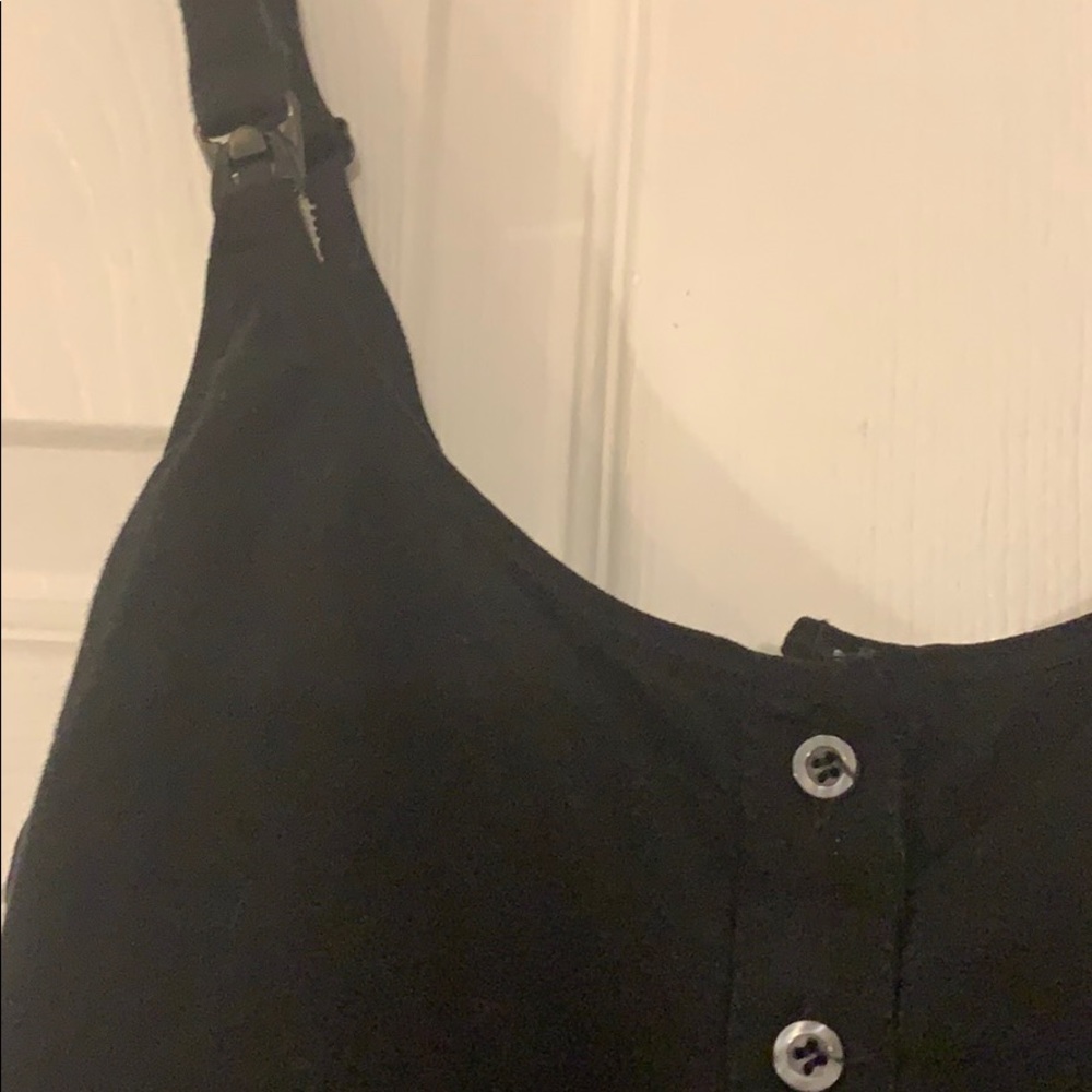 Black nursing tank
